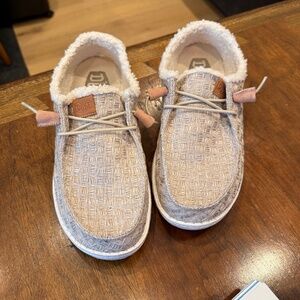 Hey Dude Women Shoes